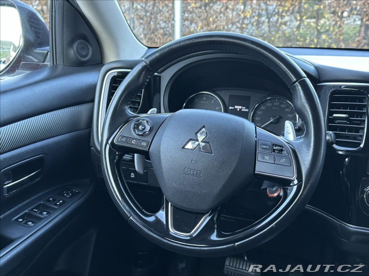Mitsubishi Outlander 2,0 150PS Edition 100 A/ 2017