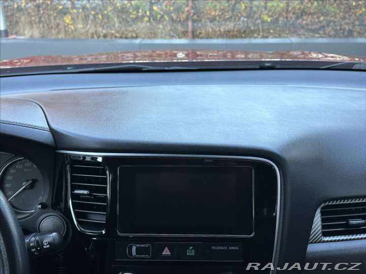 Mitsubishi Outlander 2,0 150PS Edition 100 A/ 2017