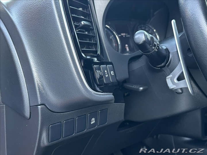 Mitsubishi Outlander 2,0 150PS Edition 100 A/ 2017