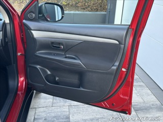 Mitsubishi Outlander 2,0 150PS Edition 100 A/ 2017