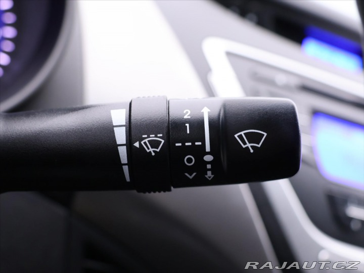 Hyundai Elantra 1,6 GDI 97kW Style 1Maj C 2012