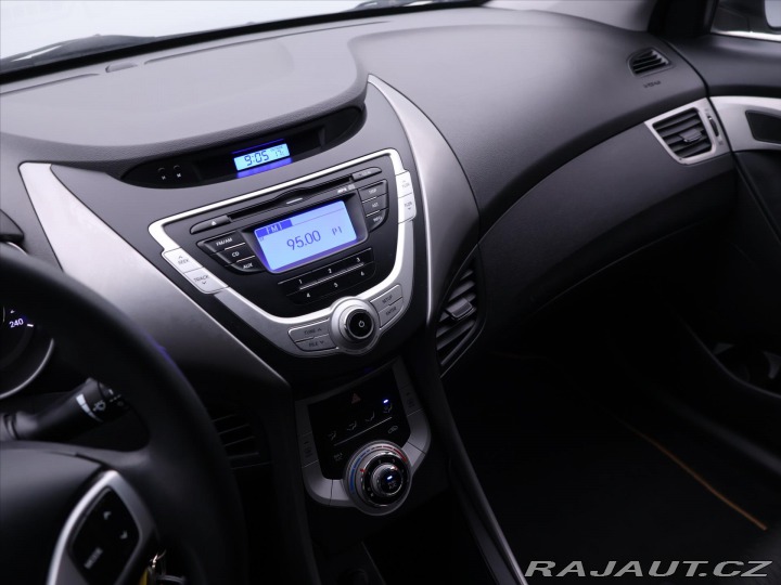 Hyundai Elantra 1,6 GDI 97kW Style 1Maj C 2012