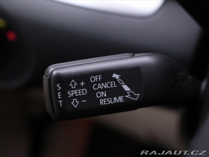 Volkswagen Sharan 2,0 TDI 100kW Highline Na 2014