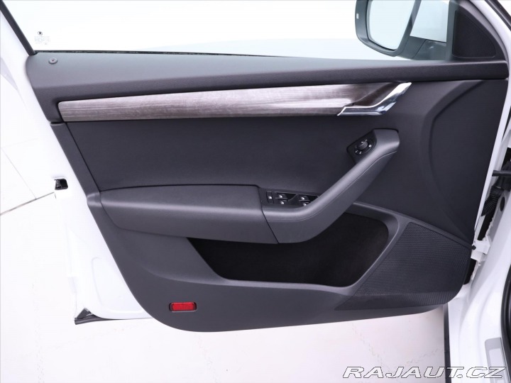 Škoda Octavia 2,0 TDI 135kW Scout DSG C 2016