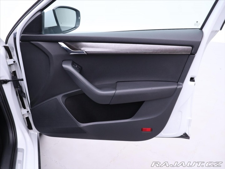 Škoda Octavia 2,0 TDI 135kW Scout DSG C 2016