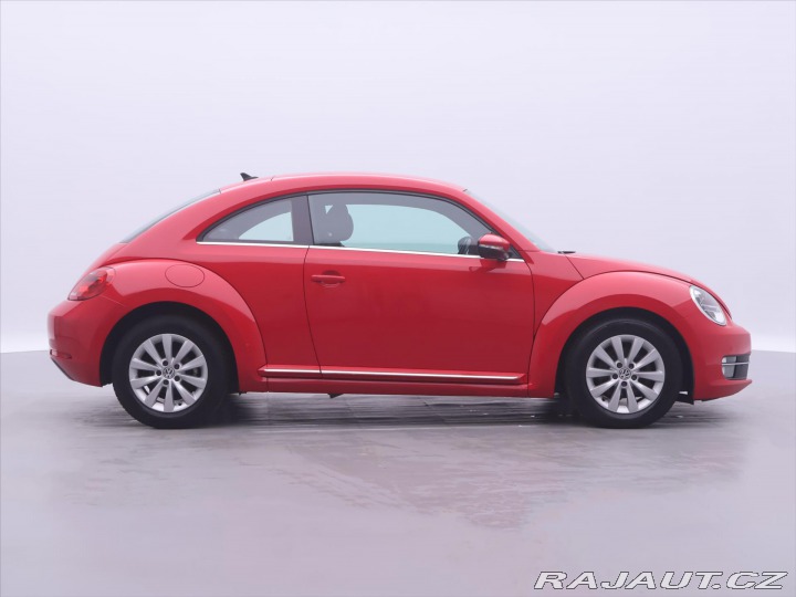 Volkswagen Beetle 1,2 TSI 77kW Aut.klima Ků 2015