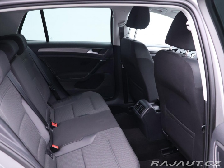 Volkswagen Golf 1,2 TSI 63kW Comfotline 2014