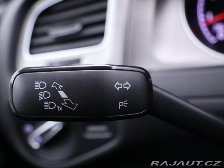 Volkswagen Golf 1,2 TSI 63kW Comfotline 2014