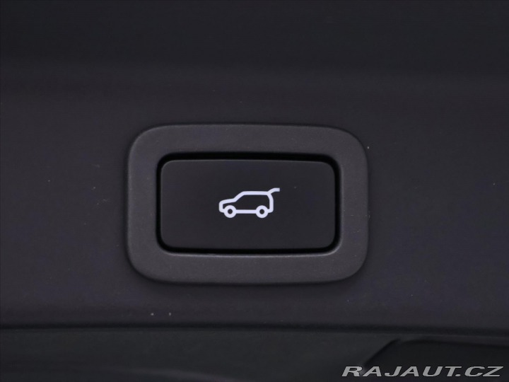 Jaguar F-Pace 3,0 30d AWD R-Sport CZ 2016