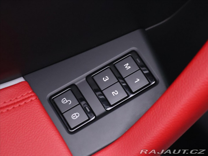 Jaguar F-Pace 3,0 30d AWD R-Sport CZ 2016