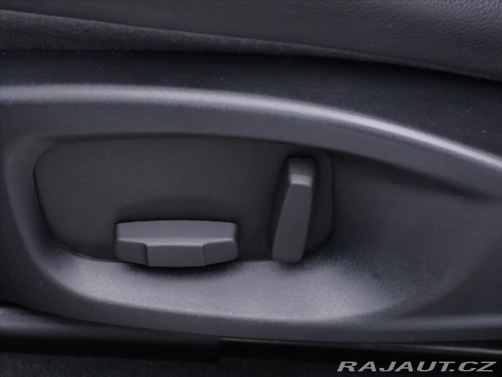 Jaguar F-Pace 3,0 30d AWD R-Sport CZ 2016