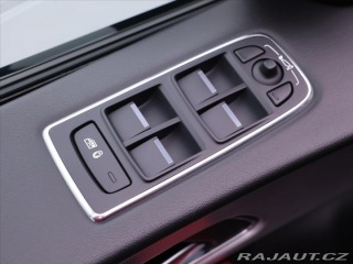 Jaguar F-Pace 3,0 30d AWD R-Sport CZ 2016