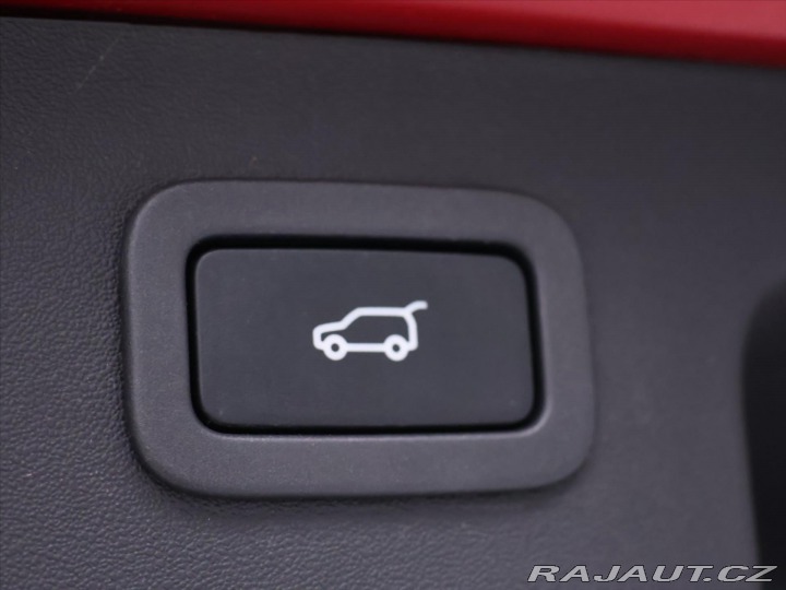 Land Rover Discovery 2,0 TD4 4WD AT 132kW CZ 2015