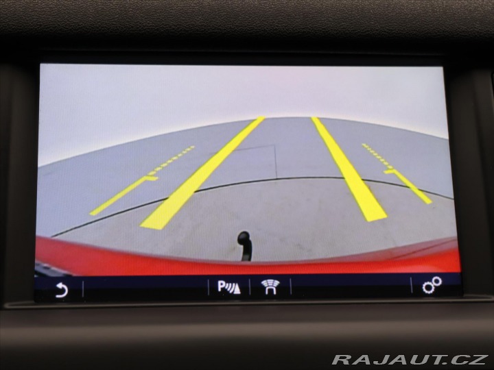 Land Rover Discovery 2,0 TD4 4WD AT 132kW CZ 2015