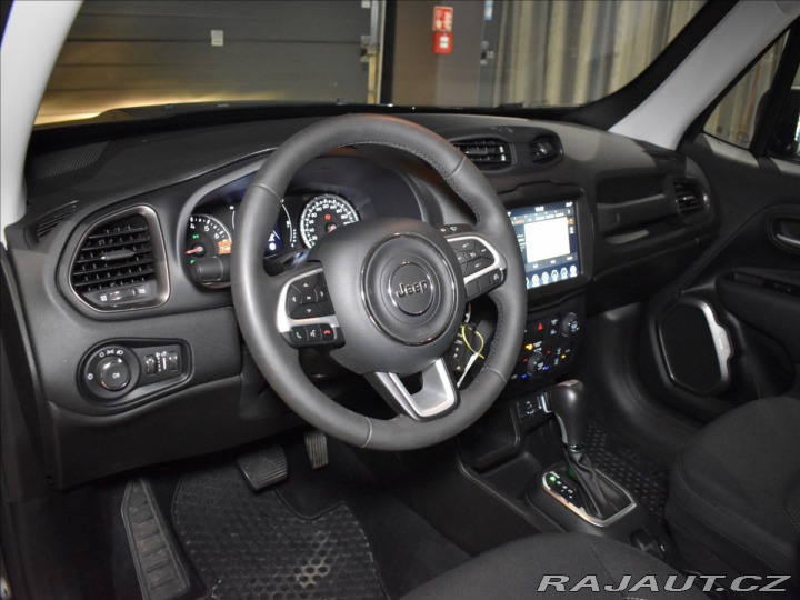 Jeep Renegade 1,5 Hybrid MHEV 1.majitel 2023