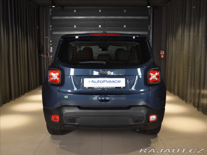 Jeep Renegade 1,5 Hybrid MHEV 1.majitel 2023