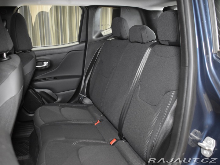 Jeep Renegade 1,5 Hybrid MHEV 1.majitel 2023