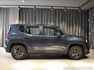 Jeep Renegade 1,5 Hybrid MHEV 1.majitel 2023