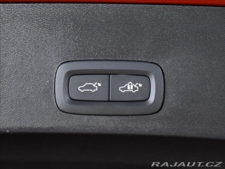 Volvo XC40 2,0 B4 AWD PLUS Bezklíč,h 2023