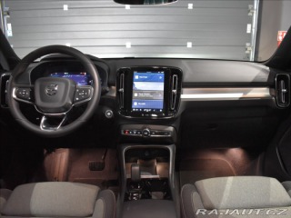 Volvo XC40 2,0 B4 AWD PLUS Bezklíč,h 2023