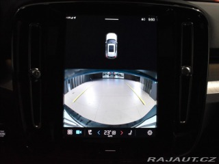 Volvo XC40 2,0 B4 AWD PLUS Bezklíč,h 2023