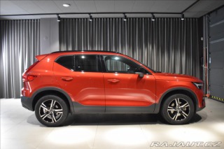 Volvo XC40 2,0 B4 AWD PLUS Bezklíč,h 2023