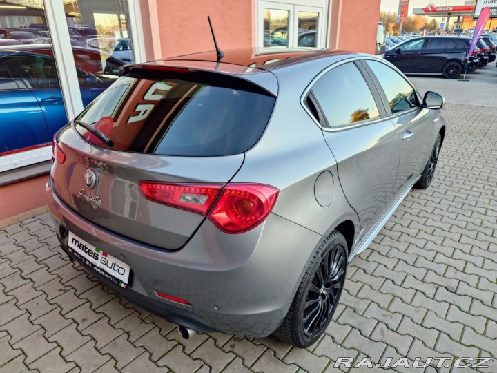 Alfa Romeo Giulietta 2.0 Turismo 103 kW 2013