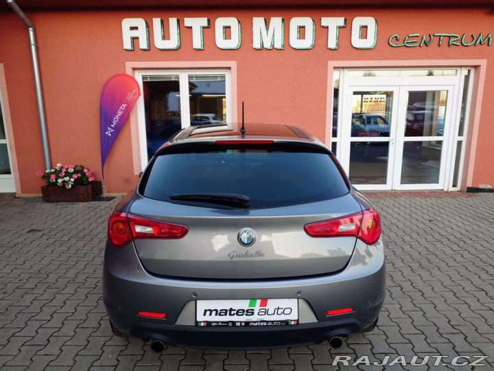 Alfa Romeo Giulietta 2.0 Turismo 103 kW 2013