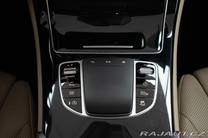 Mercedes-Benz GLC 220d 4MATIC REZERVACE 2020