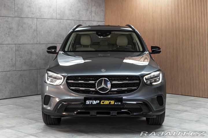 Mercedes-Benz GLC 220d 4MATIC N.TOPENÍ*TAŽN 2020