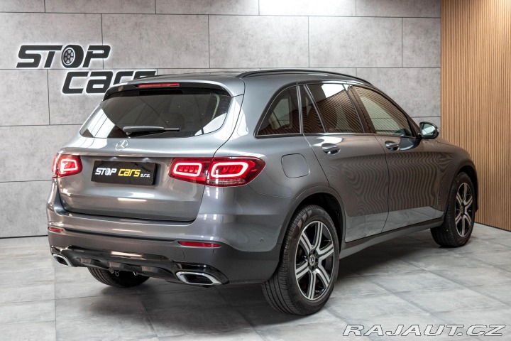 Mercedes-Benz GLC 220d 4MATIC REZERVACE 2020