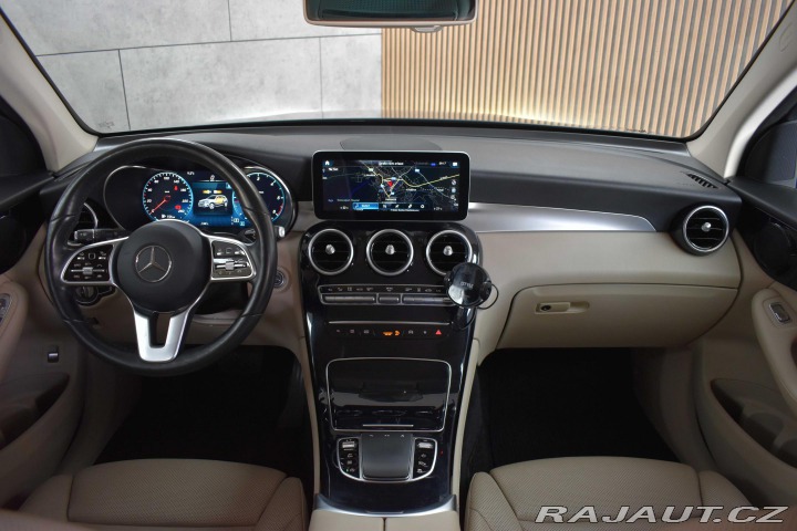 Mercedes-Benz GLC 220d 4MATIC REZERVACE 2020