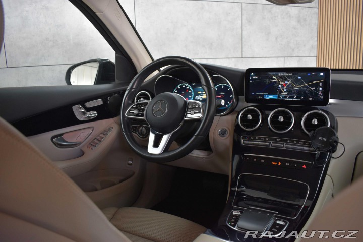Mercedes-Benz GLC 220d 4MATIC N.TOPENÍ*TAŽN 2020