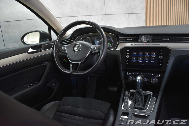 Volkswagen Passat 2.0 TDI HIGHLINE*ACC*TAŽN 2019