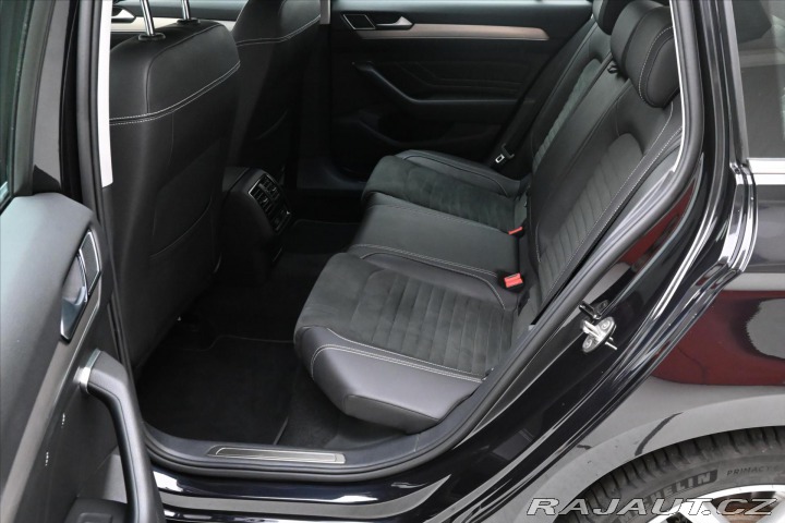 Volkswagen Passat 2,0 TDI 110kW DSG Eleganc 2021