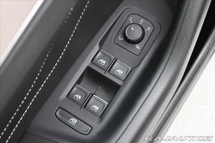 Volkswagen Passat 2,0 TDI 110kW DSG Eleganc 2021