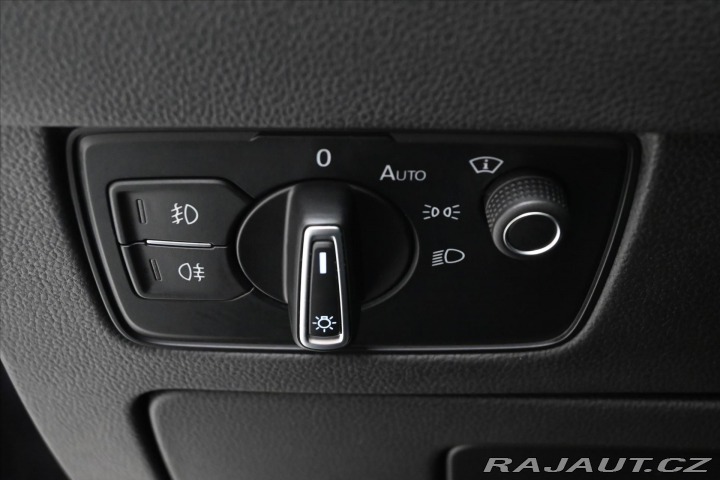 Volkswagen Passat 2,0 TDI 110kW DSG Eleganc 2021