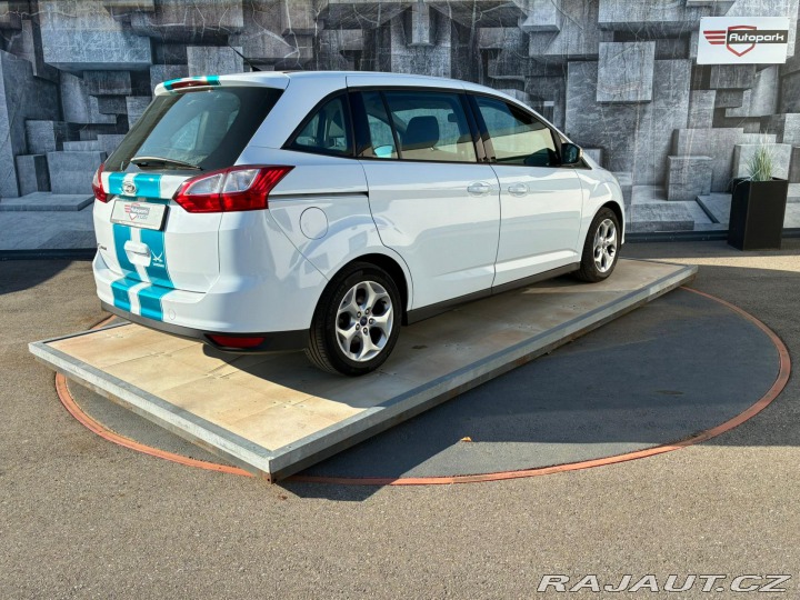 Ford Grand C-MAX 1.6i, 92KW, 4x ZIMNÍ PNEU 2012