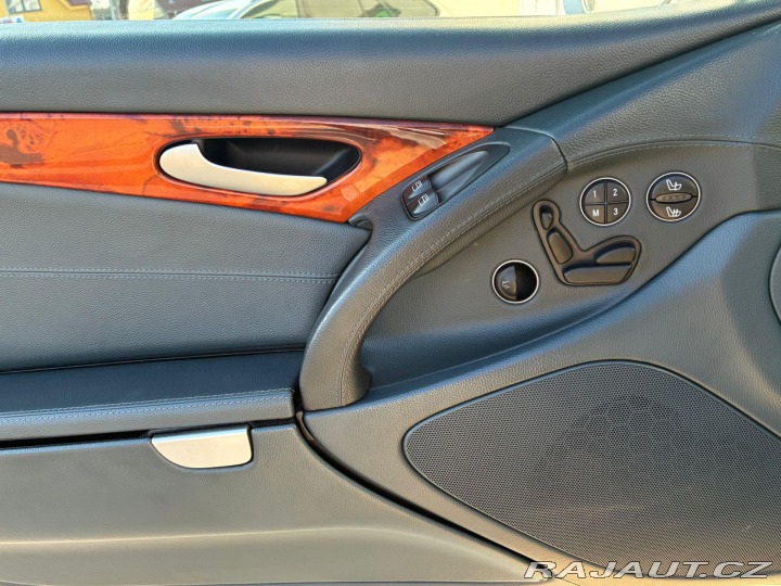 Mercedes-Benz SL 5.0 V8, 225KW 2002