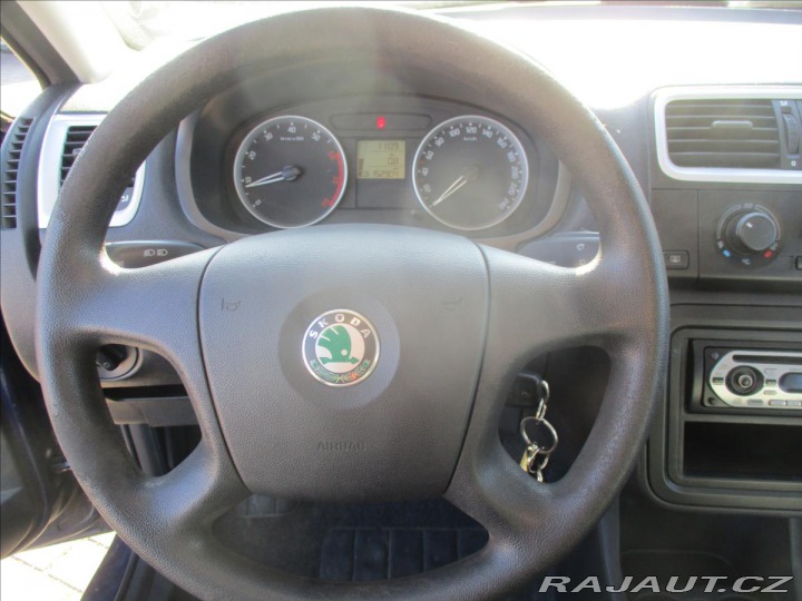 Škoda Fabia 1,4 i 16V 63kw Ambiente, 2008