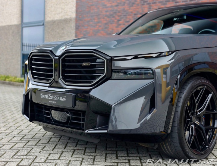 BMW XM 30 kWh | Ťažné - HUD - 2 2023