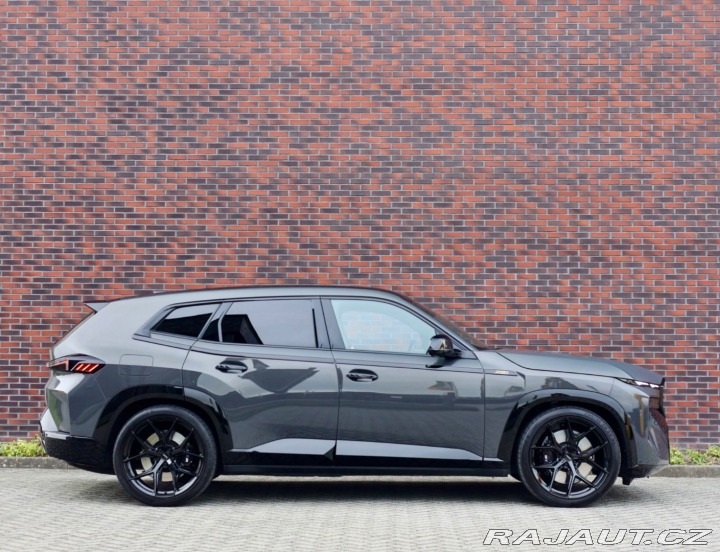 BMW XM 30 kWh | Ťažné - HUD - 2 2023
