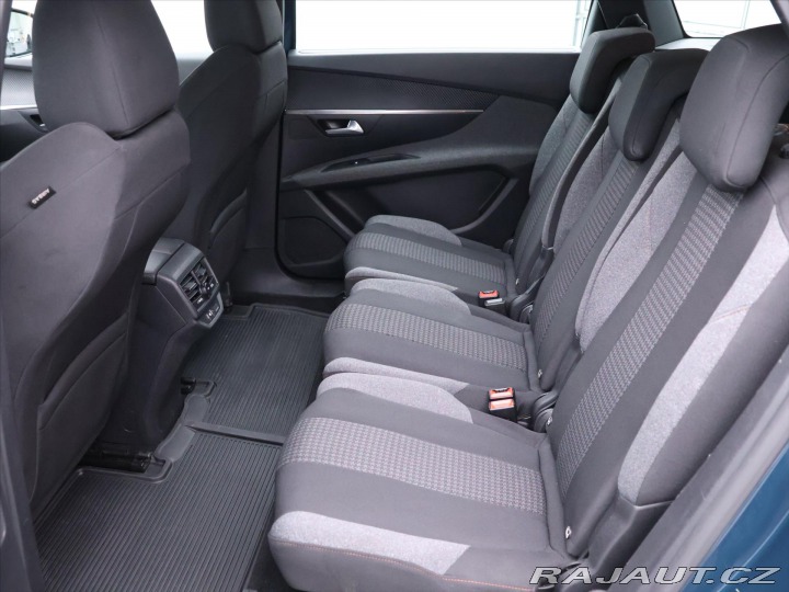 Peugeot 5008 1,5 BlueHDI 96kW CZ 1.Maj 2021