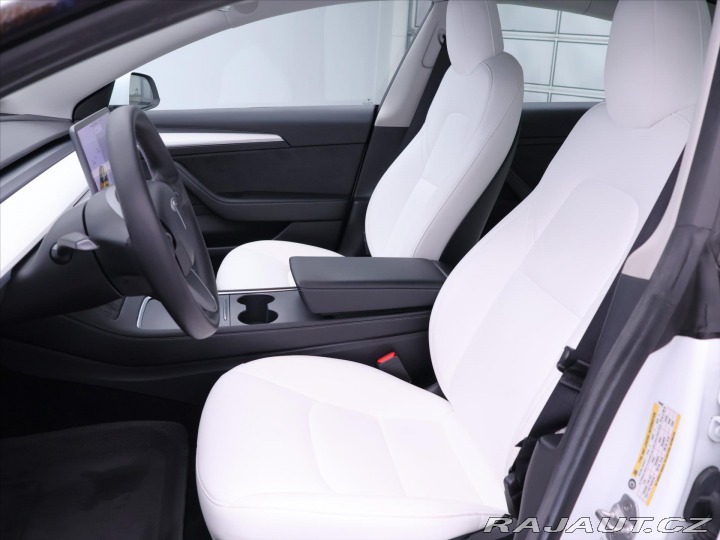 Tesla Model 3 0,0 Long Range AWD refres 2021