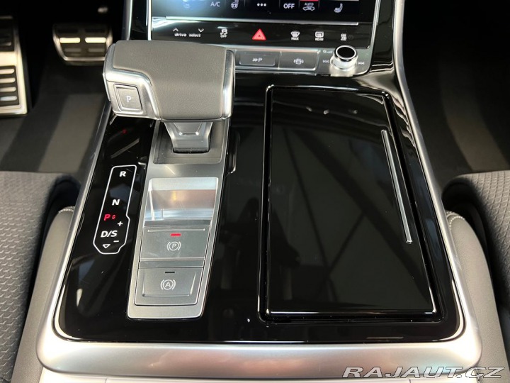 Audi Q8 50TDI QUATTRO S-LINE, WEB 2025
