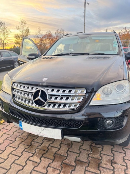 Mercedes-Benz M 3,0 280 CDI, 140 kW, au