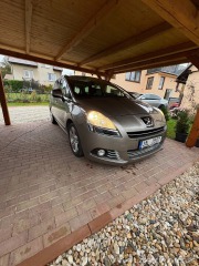 Peugeot 5008 2,0   HDi - automat 1800