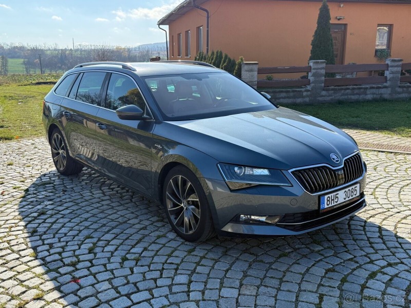 Škoda Superb 2,0 TDi 140 kW CarPlay