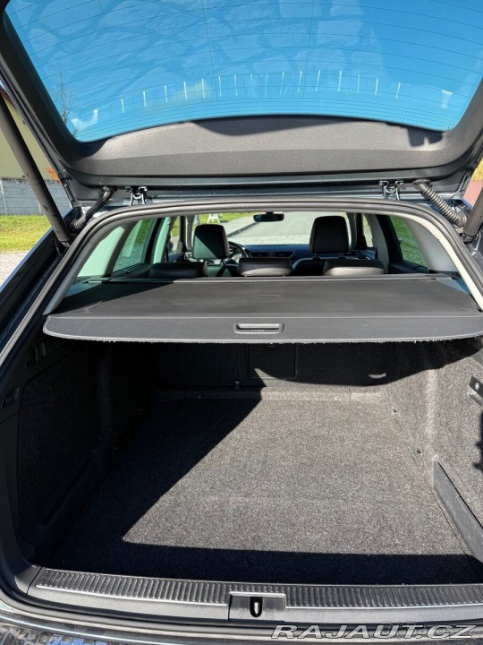 Škoda Superb 2,0 TDi 140 kW CarPlay 2016