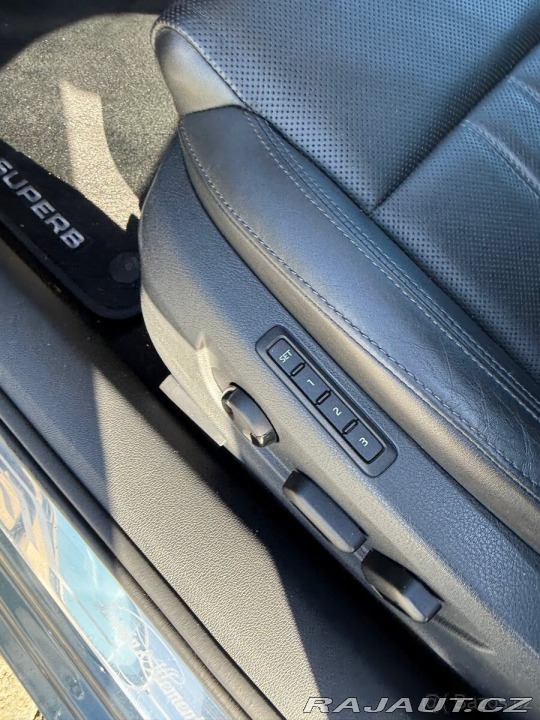 Škoda Superb 2,0 TDi 140 kW CarPlay 2016